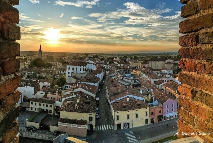 Torre di Ezzelino al tramonto