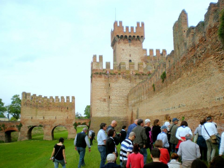 Le mura tra storia e natura
